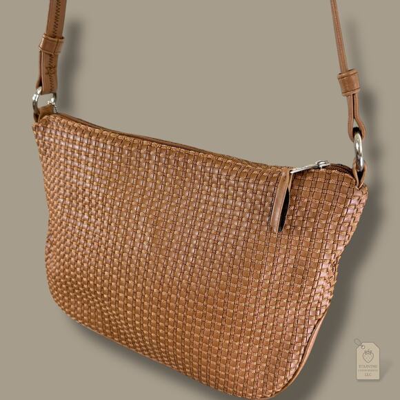 The Sak Elliott Lucca tan woven faux leather crossbody bag - Picture 2 of 12